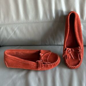 Minnetonka Moccasins size 7